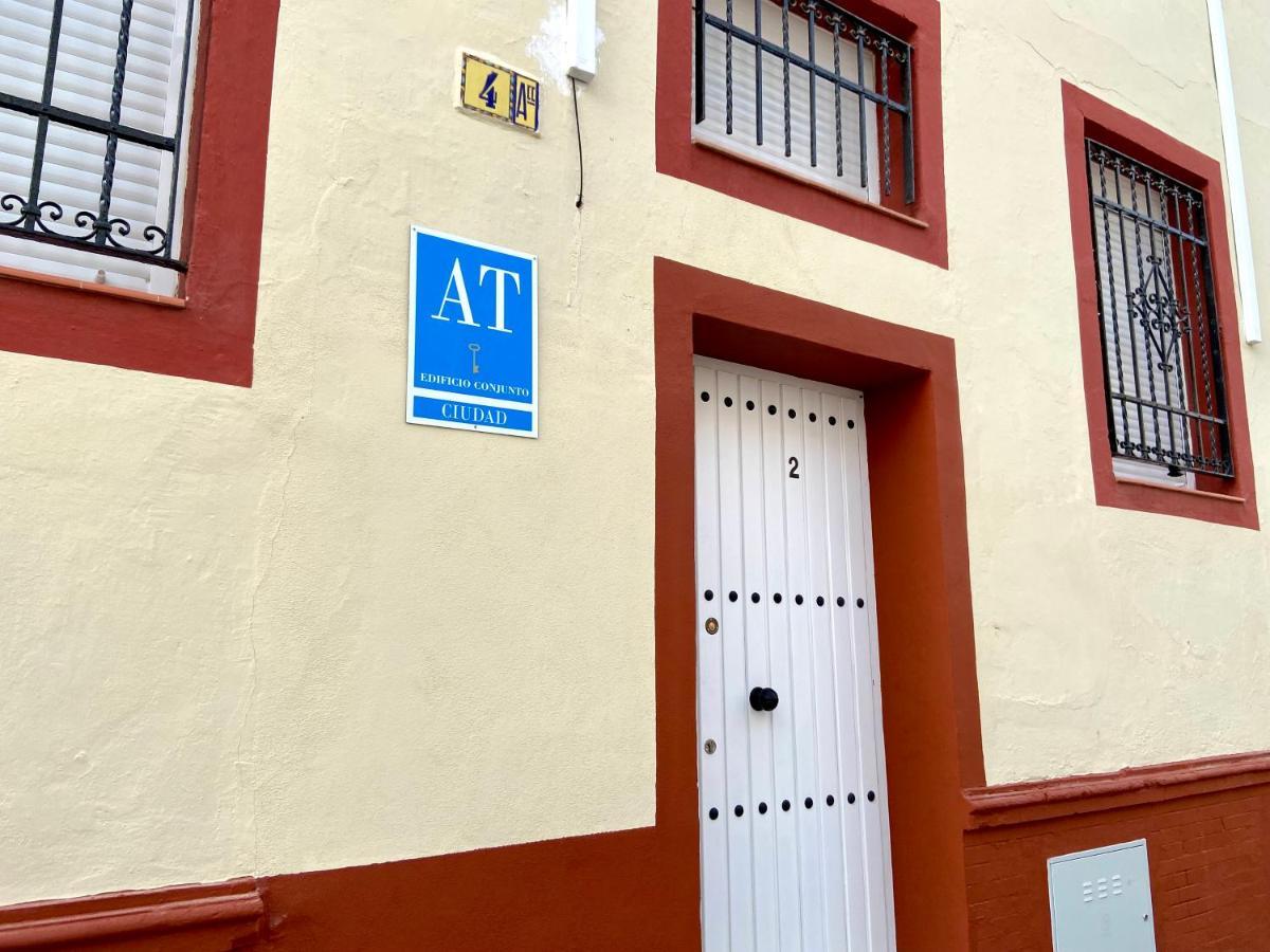 Apartamento Cruz Roja C Seville Ngoại thất bức ảnh