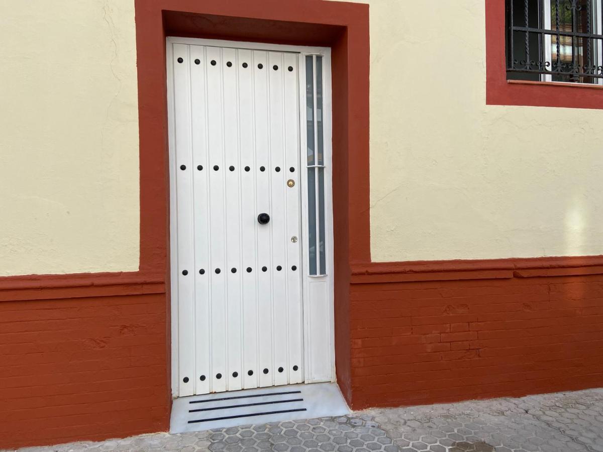 Apartamento Cruz Roja C Seville Ngoại thất bức ảnh