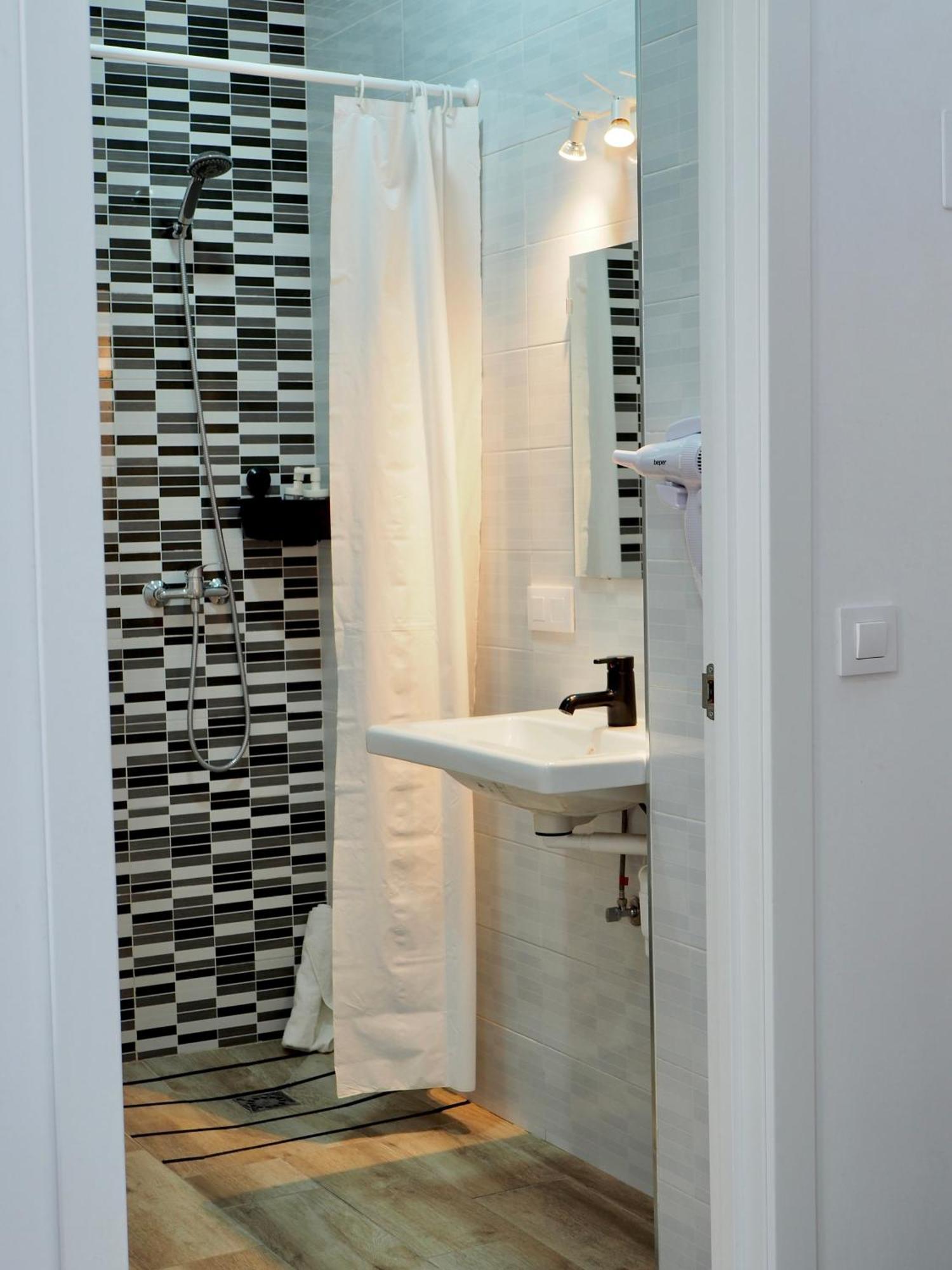 Apartamento Cruz Roja C Seville Ngoại thất bức ảnh